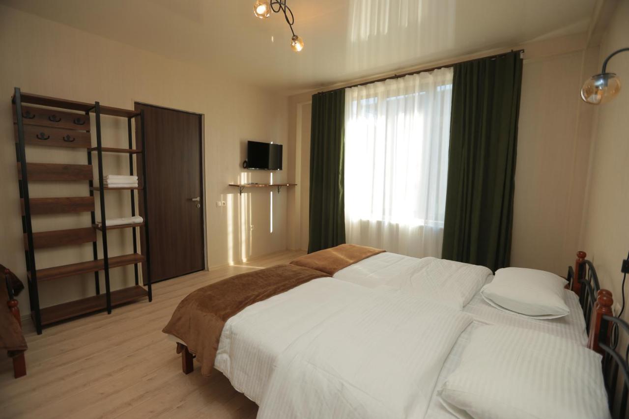 Hotel Chogo Kutaisi Esterno foto