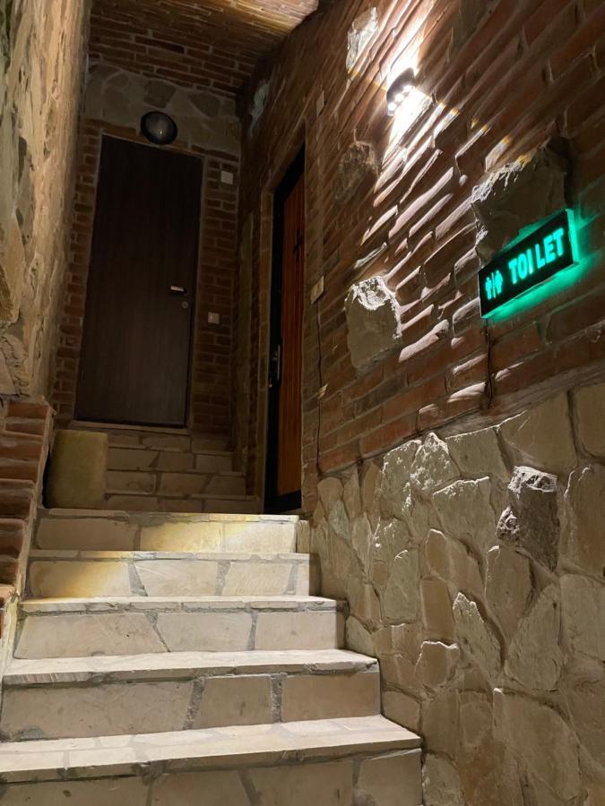 Hotel Chogo Kutaisi Esterno foto