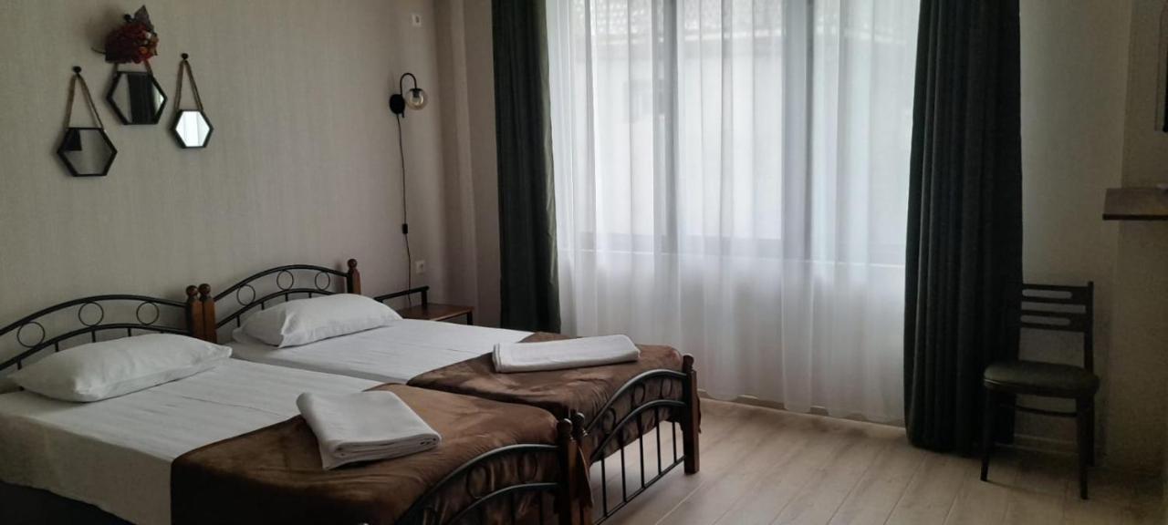 Hotel Chogo Kutaisi Esterno foto