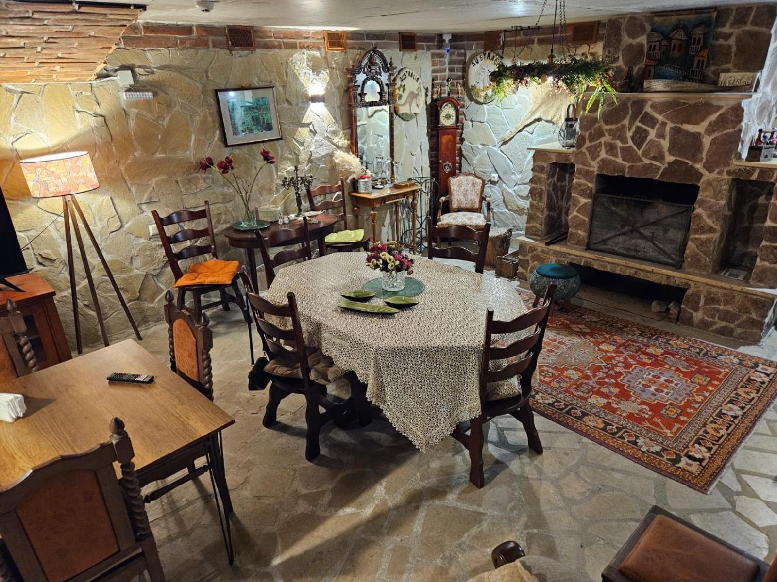 Hotel Chogo Kutaisi Esterno foto